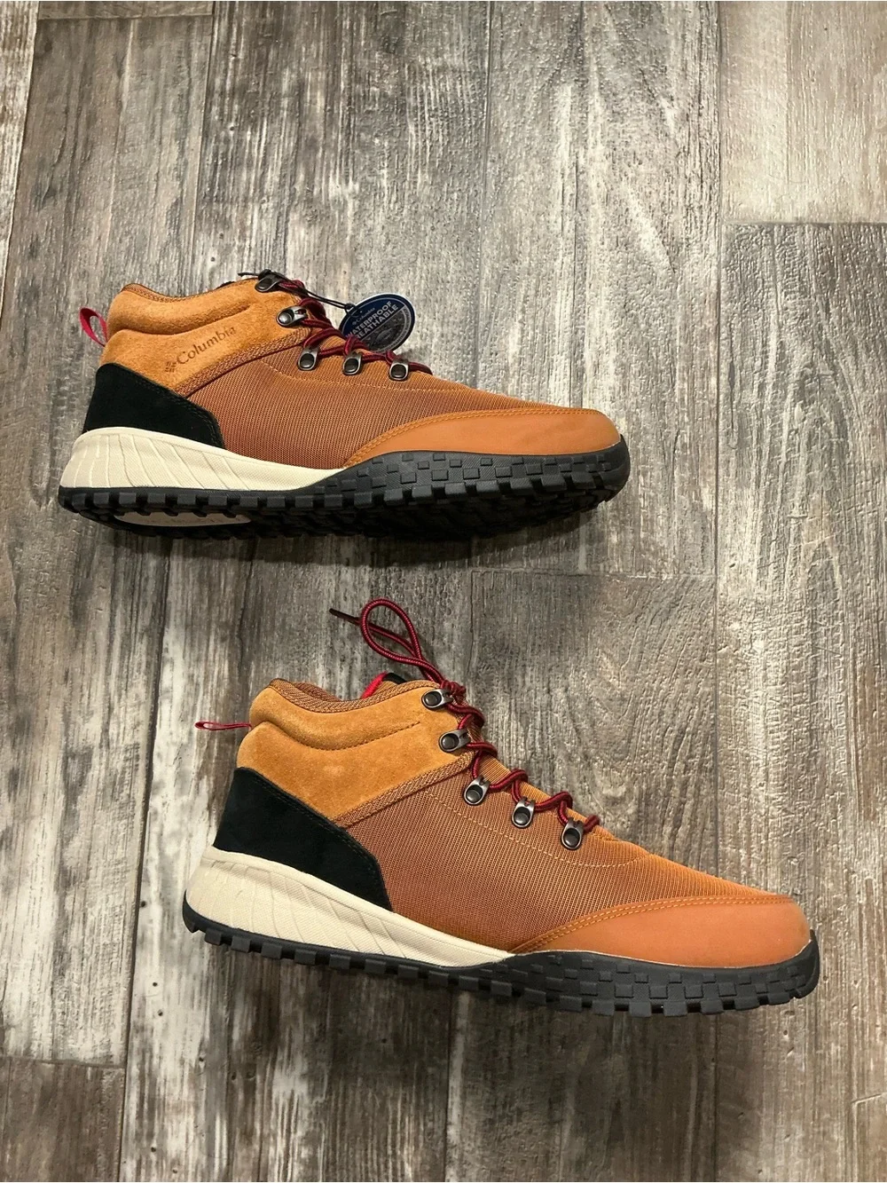 Columbia Men's Brown Hiking Boot with Red Laces Size 13